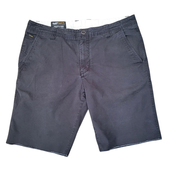 Volcom Men's Chino Workwear Cut-Off Shorts Size 36 Inseam 10" Pre-owned - Picture 1 of 7